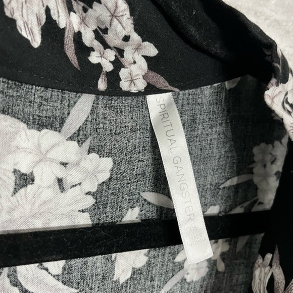 3/$30 _ SPIRITUAL GANGSTER | Floral Maya Kimono Black Grey one size fits most - Picture 7 of 12
